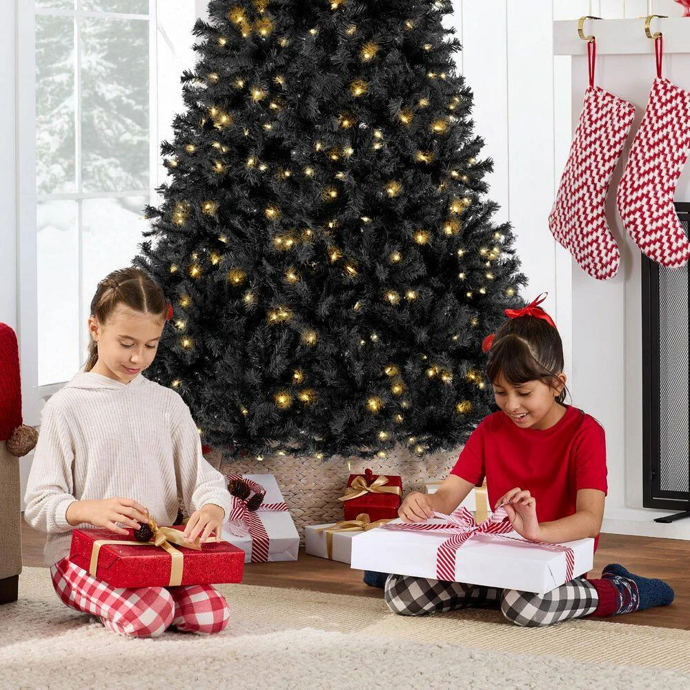 Best Choice Products 4.5 Ft. Black Pre-Lit Artificial Christmas Tree With 175-Warm White Lights 5 Best Choice Products 4.5 Ft. Black Pre-Lit Artificial Christmas Tree With 175-Warm White Lights - Image 5