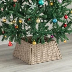 Grey Plastic, Rattan Foldable Christmas Tree Skirt Collar Basket, Ring Base Stand Cover -Northlight Shop gardenised christmas tree skirts qi004155 gy 44 1000