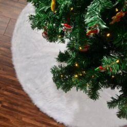 4 Ft. L White Faux Fur Christmas Tree Skirt -Northlight Shop joyfy christmas tree skirts 10632 4f 1000