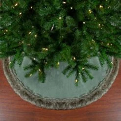 Northlight 48 In. Green Christmas Tree Skirt With Faux Fur Trim 7 Northlight 48 In. Green Christmas Tree Skirt With Faux Fur Trim -Northlight Shop northlight christmas tree skirts 34315190 31 1000