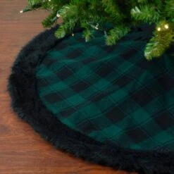 Northlight 48 In. Green And Black Plaid Christmas Tree Skirt With Faux Fur -Northlight Shop northlight christmas tree skirts 34316566 31 1000
